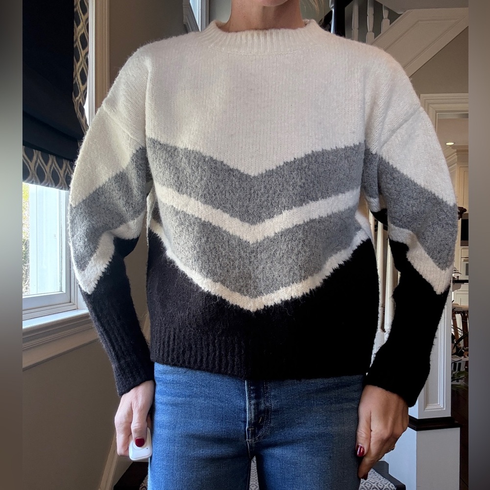 Chevron Pattern Sweater - image 3